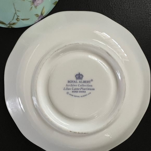 Royal Albert Archive Collection Floral Teacup and Saucer Set - Picture 2 of 5